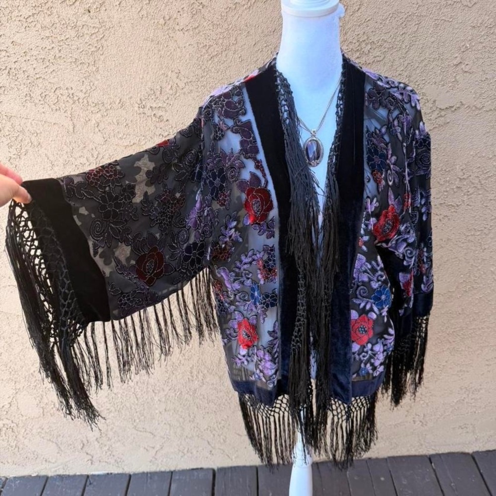 Anis A black & purple floral embroidered kimono with fringe trim